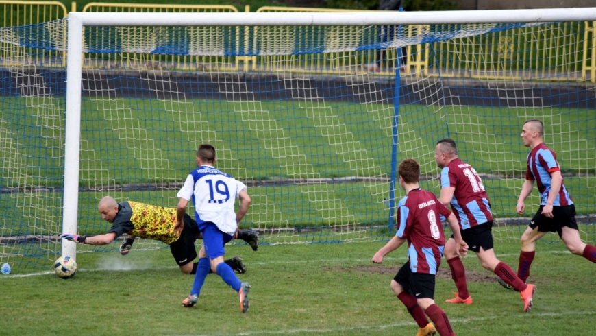 Seniorzy: Orzeł - Iskra Janczewo 0:0