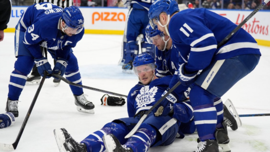 McCabe er ute på grunn av skade, Maple Leafs justerer defensiv oppstilling